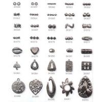 Metal Look Fancy beads in black